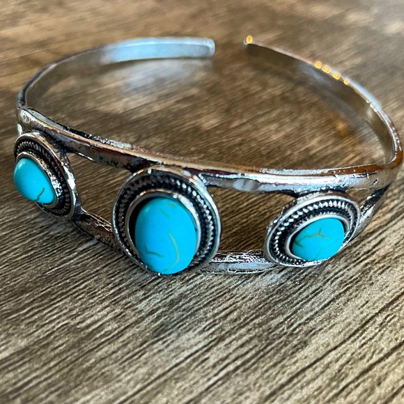 Western Sterling Silver and Turquoise Cuff Bracelet - Picture 1 of 7